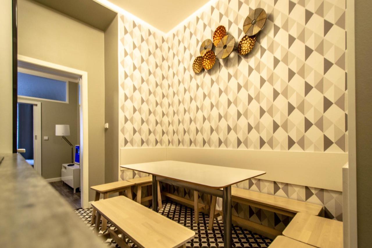 Old Town Rybna Apt By Ruterra Apartmán