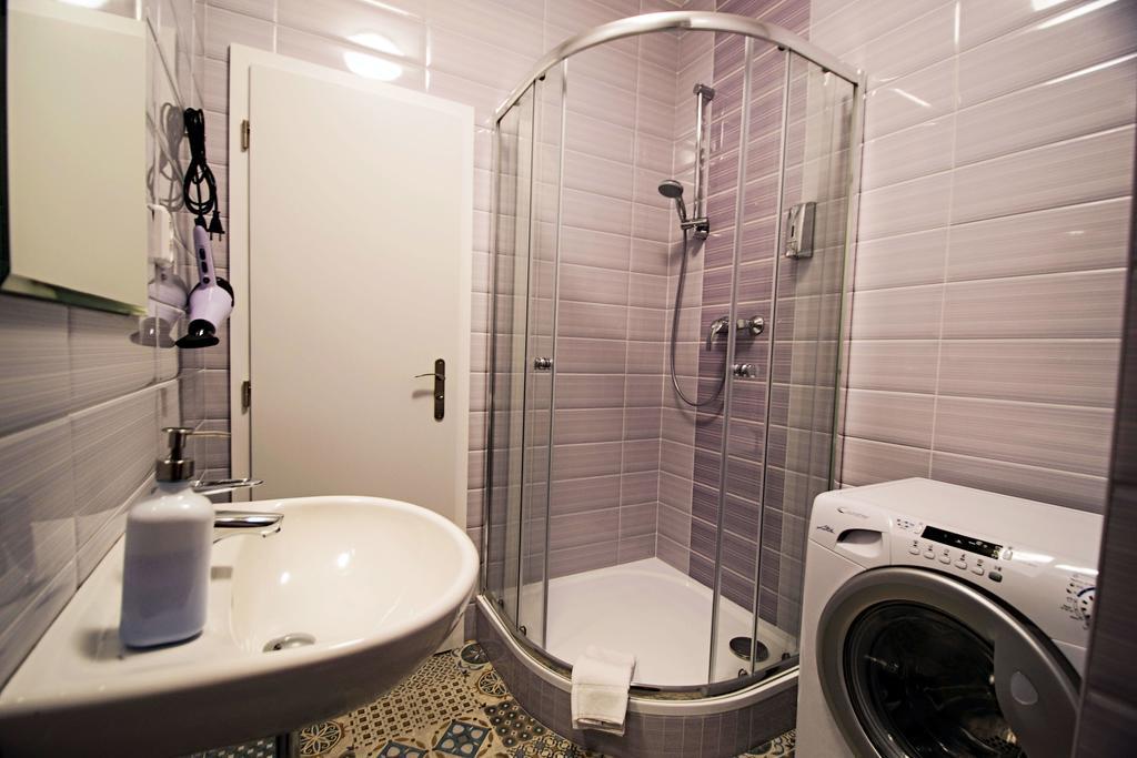 Old Town Rybna Apt By Ruterra Prague